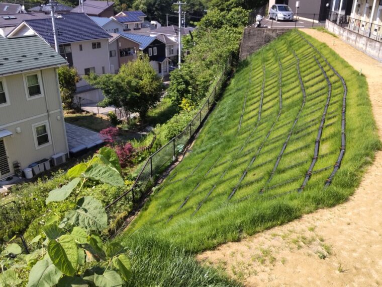 のり面緑化製品 – 太陽と緑の国づくり 日本植生株式会社