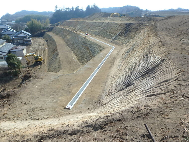 単独道路整備推進事業(補強土壁及び副道改良)