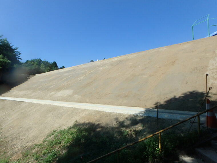 新名神高速道路維持修繕