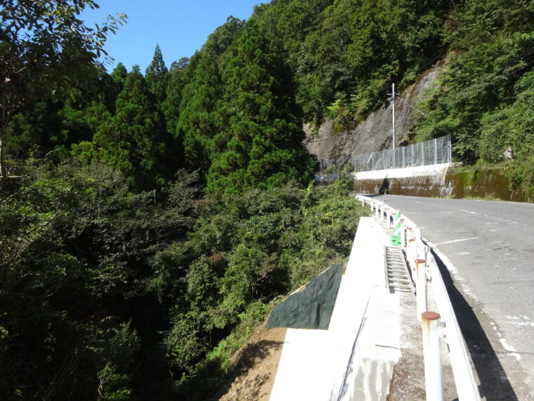 町道東福井牧場線法面工事
