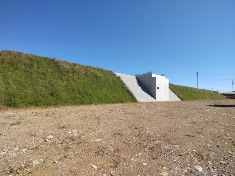 林道三石山線法面改良工事