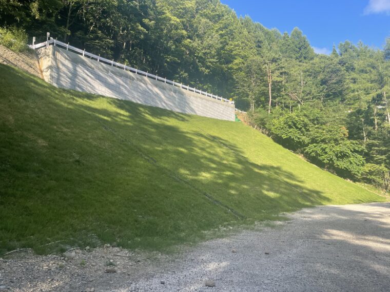 松本新池堤体改修工事