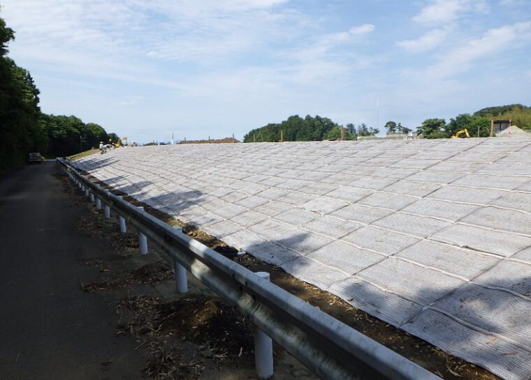 上の沢山地区県単治山（崩壊地復旧）工事