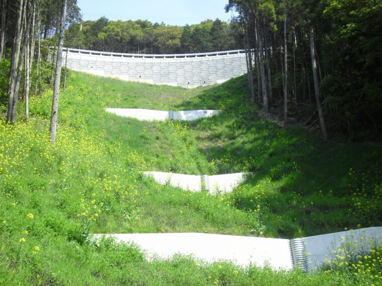 森林管理道平波沢線開設工事