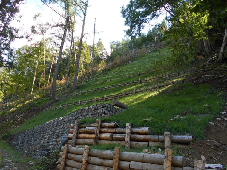 青葉スポーツプラザ崖対策工事