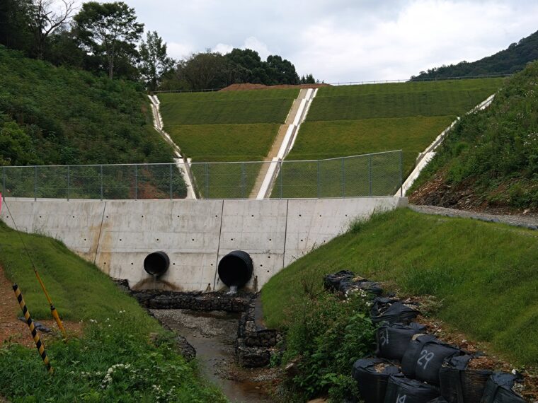 吉野瀬川ダム建設工事