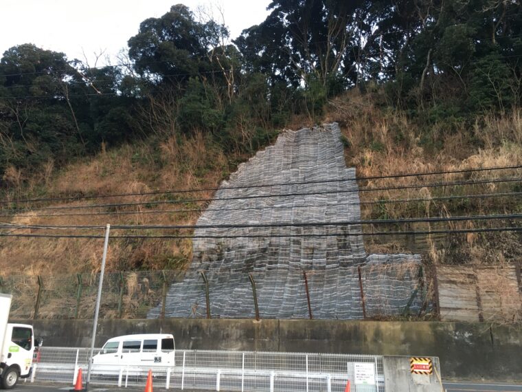 苗場赤湯林道改良工事