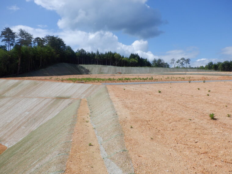 市道改良舗装工事