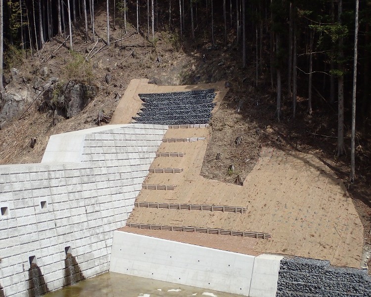 北郷地区復旧治山工事