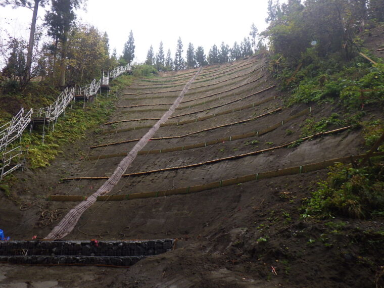 配水池線排水管新設工事