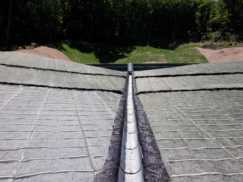 施工完了（水路脇　洗堀防止）