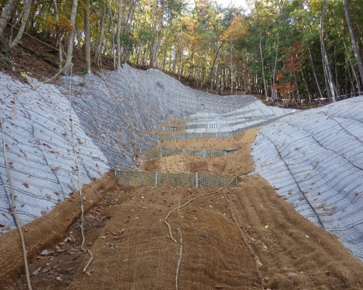 有峰区域山腹工事