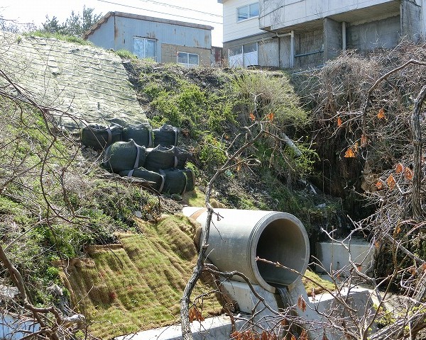 緑地法面災害復旧工事