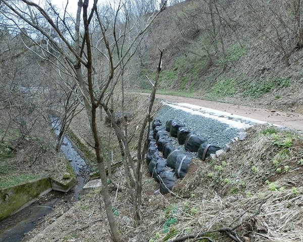 水源作業道法面改良工事