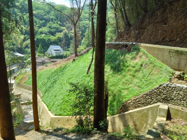 礼文華地区緊急予防治山工事