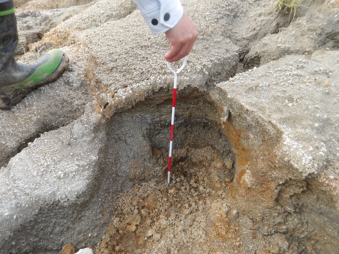 法面整形前の侵食状況（約30cm）