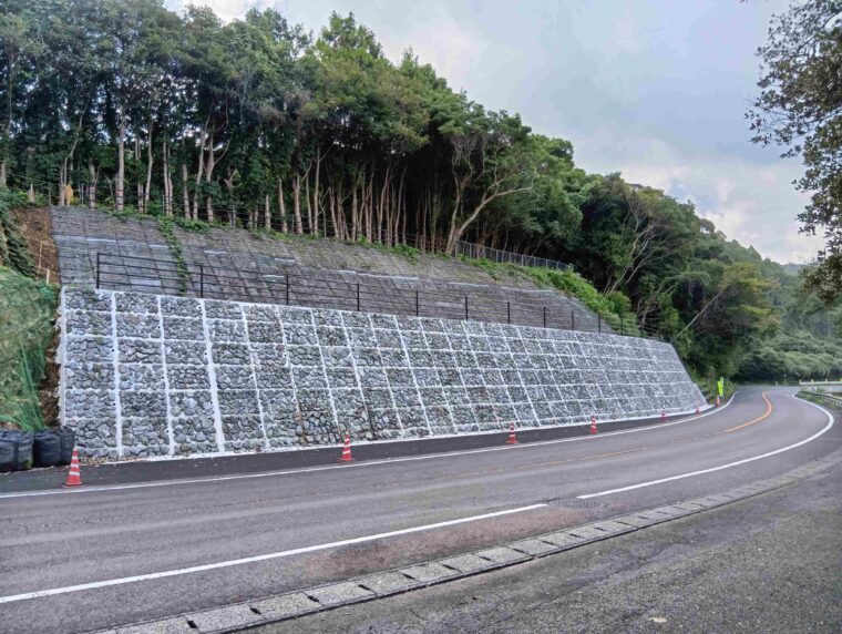 蒲原沢復旧治山工事