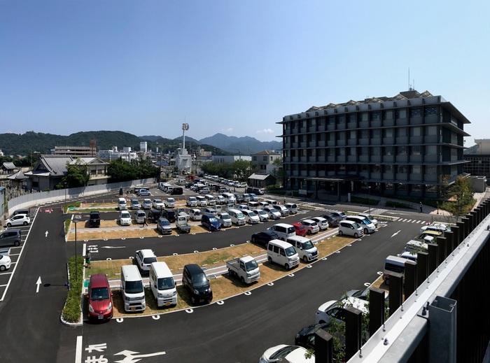 民間企業建屋 緑化駐車場工事