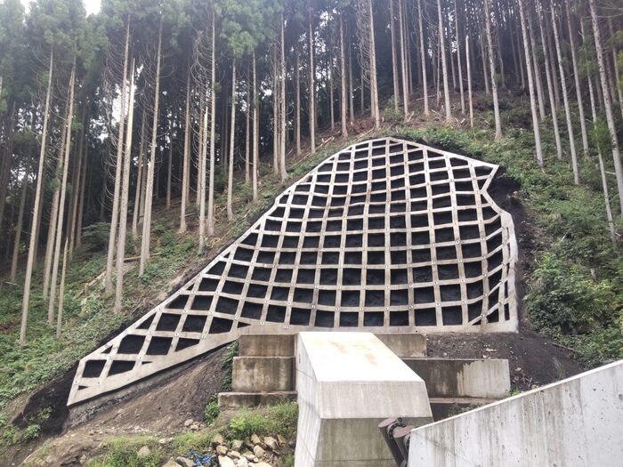 姫宮下谷砂防堰堤工事