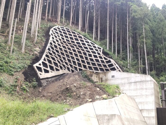 横手地区林地荒廃防止施設災害復旧工事